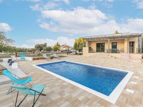 Holiday home - 6 persons -  - 22000 - Bilice