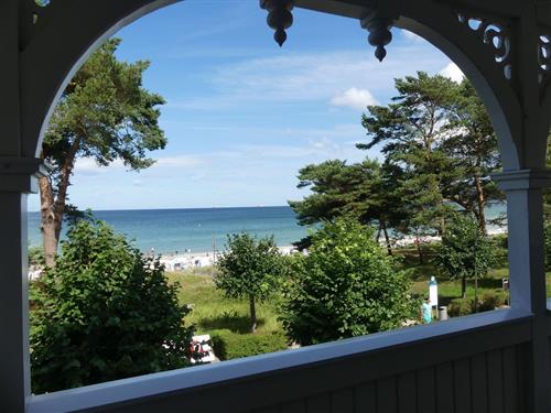 Holiday Home/Apartment - 5 persons -  - Strandpromenade - 18609 - Binz