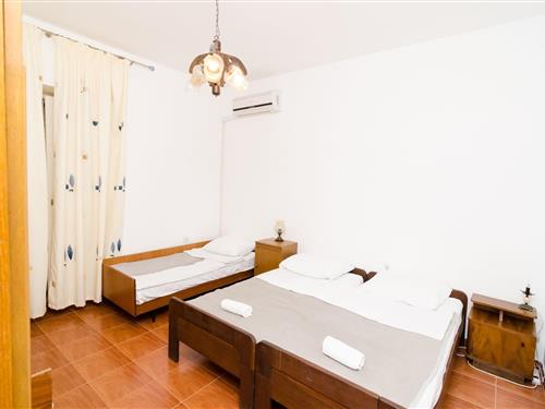 Holiday apartment - 4 persons -  - 20226 - Pomena