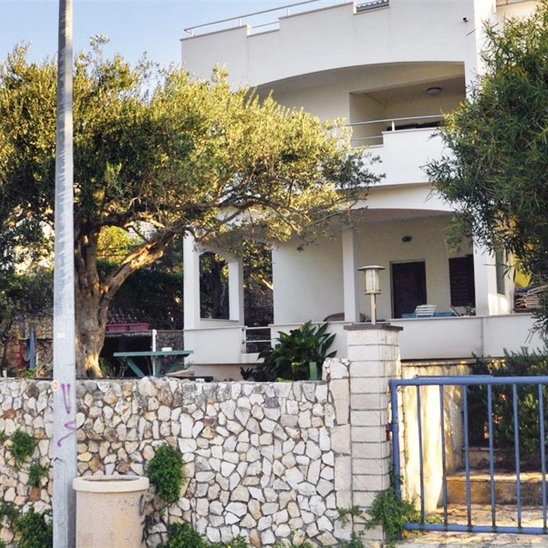 Ferielejlighed - 5 personer -  - Lokvice - 21223 - Okrug Gornji