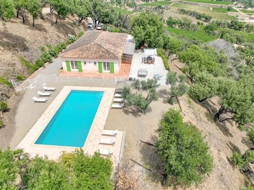 Holiday home - 10 persons -  - Grimaud - 83310