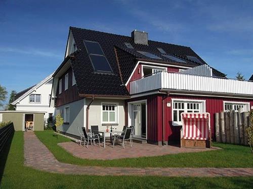 Holiday Home/Apartment - 6 persons -  - Neue Reihe - 18374 - Zingst