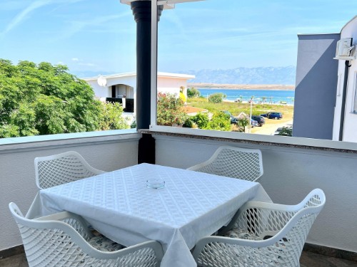 Holiday apartment - 4 persons -  - Ulica Viric VII - 23234 - Vir