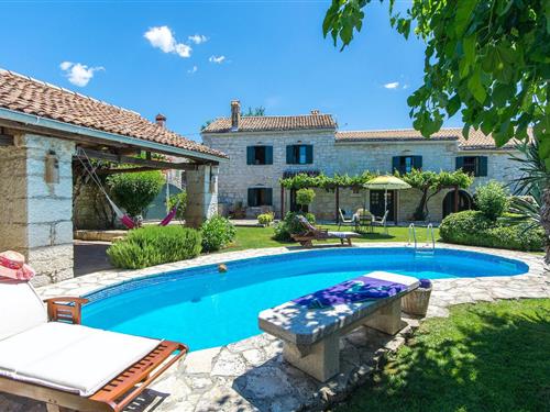 Feriehus - 8 personer -  - Mrgani - 52210 - Rovinj