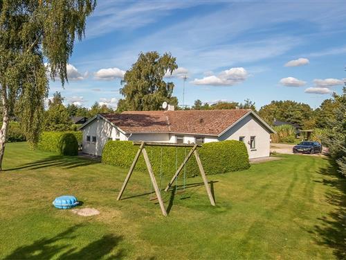 Sommerhus - 8 personer -  - Sølvgranvej - Marielyst - 4873 - Væggerløse