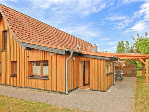 Ferienwohnung - 4 Personen -  - Am Sportplatz - 17209 - Zislow