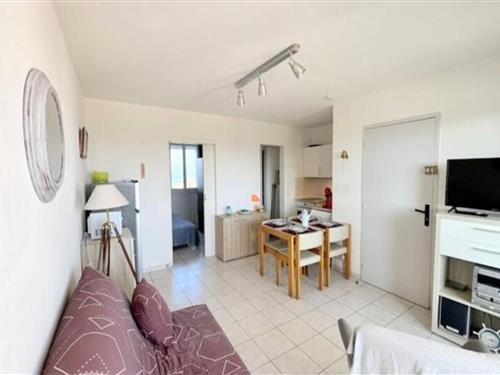 Holiday Home/Apartment - 4 persons -  - 66420 - Le Barcares