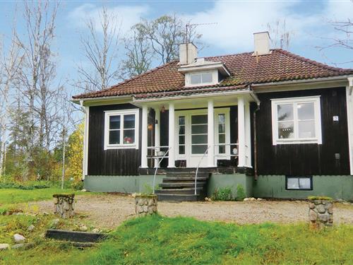 Holiday Home/Apartment - 8 persons -  - Järvägsgatan - 564 31 - Storebro