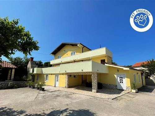 Holiday Home/Apartment - 3 persons -  - Donje selo - 51515 - Šilo