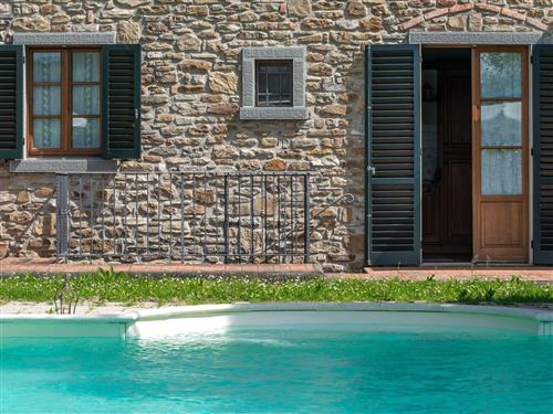 Sommerhus - 9 personer -  - Capolona - 52010