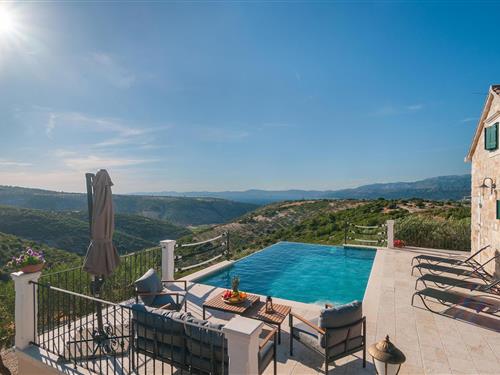 Holiday home - 7 persons -  - Predio Kremenje, Dol - Brac-Dol - 21410 - Postira