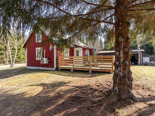 Holiday home - 4 persons -  - Torsgård - Ljungby - 341 75 - Hamneda