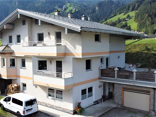 Holiday Home/Apartment - 4 persons -  - Hippach - 6283