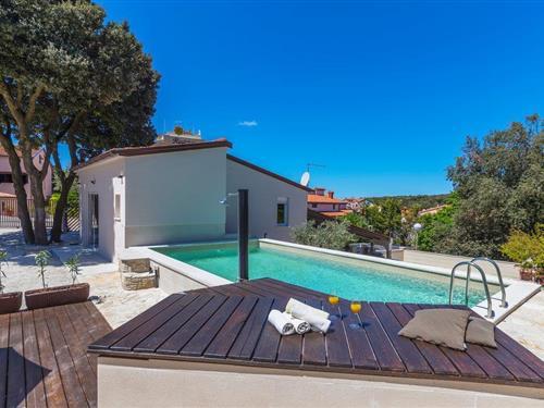 Holiday apartment - 5 persons -  - Pj.Uvala X.Ogranak broj - 52100 - Pula