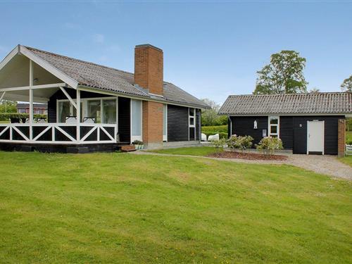 Holiday home - 6 persons -  - Blommesvej - Nørre Kettingskov - 6440 - Augustenborg