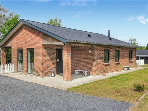Sommerhus - 6 personer -  - Teglgårdsparken - Truust - 8882 - Fårvang