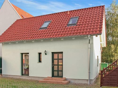 Ferienhaus - 4 Personen -  - Bahnhofstraße - Feldberger Seenlandschaft - 17258 - Feldberger Seenlandsch