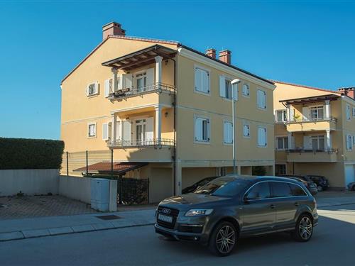 Holiday Home/Apartment - 4 persons -  - Lovežica - 0 - Pula