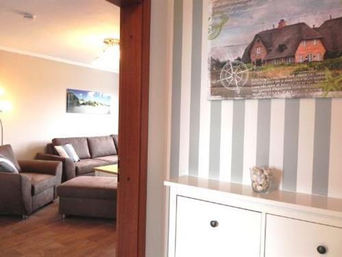 Holiday Home/Apartment - 4 persons -  - Am Deich - 25946 - Wittdün