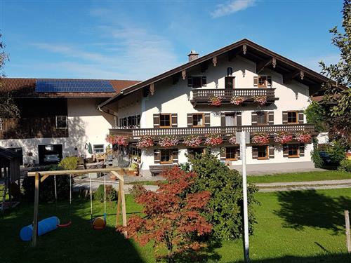 Ferielejlighed - 4 personer -  - Kreuzbergstraße 1 Ortsteil Erlstätt - 83355 - Grabenstätt