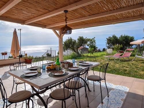 Sommerhus - 4 personer -  - Localita' Salice snc - 87030 - Longobardi