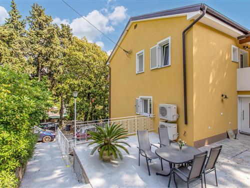 Holiday Home/Apartment - 6 persons -  - Cvetna Pot - 6320 - Portoroz