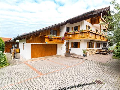 Ferienwohnung - 3 Personen -  - Dorfstraße 6 A - 83454 - Anger