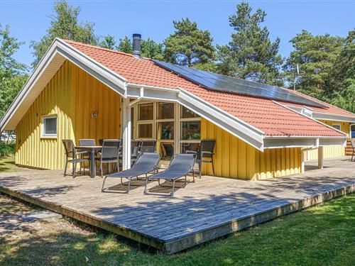 Sommerhus - 8 personer -  - Strandparken - Vestre Sømark - 3720 - Åkirkeby