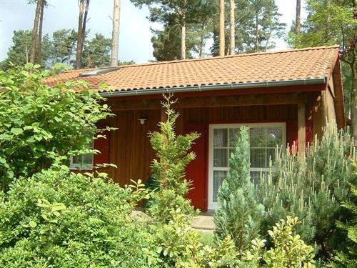 Holiday Home/Apartment - 5 persons -  - Am Ufer - 17194 - Jabel