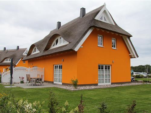 Holiday Home/Apartment - 4 persons -  - Krabbenort - 18375 - Prerow