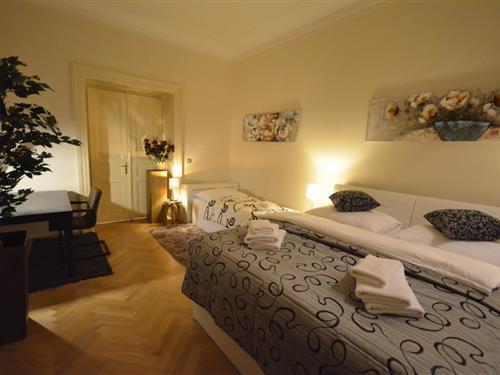 Holiday Home/Apartment - 5 persons -  - Kozi - 110 00 - Prag 1, Staré Mesto