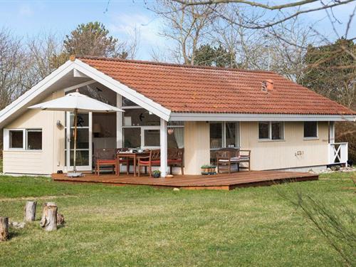 Sommerhus - 4 personer -  - Alpehau - Fynshoved Strand - 5390 - Martofte