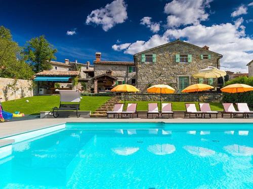 Sommerhus - 28 personer -  - Strped - 52420 - Buzet