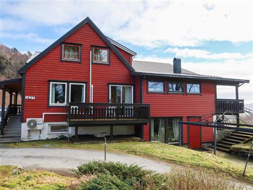 Sommerhus - 6 personer -  - Sørbøvåg - 6958
