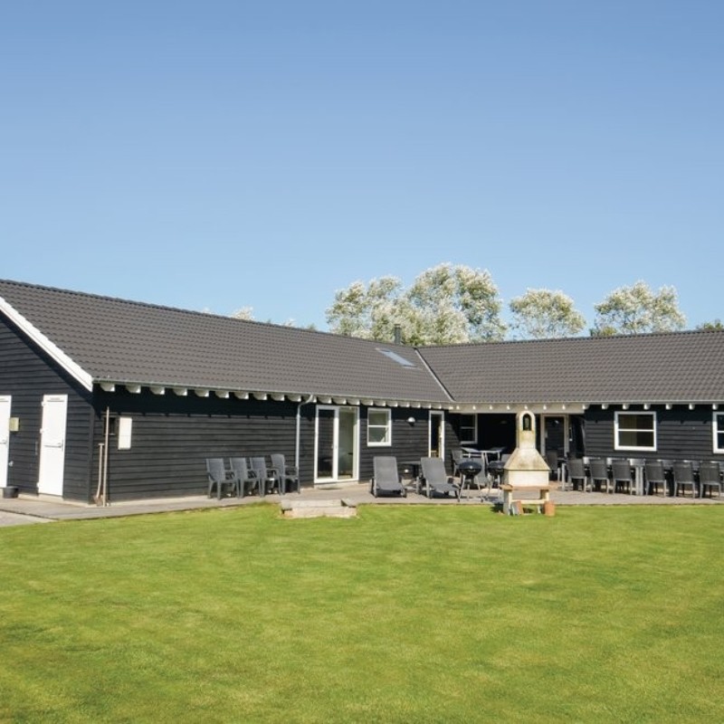 Sommerhus - 24 personer -  - Blommestien - Marielyst - 4872 - Idestrup