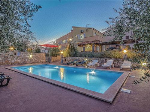 Holiday home - 8 persons -  - Pavicini - Duga Uvala-Pavicini - 52208 - Pavicini