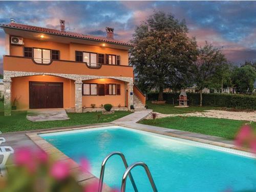 Holiday home - 6 persons -  - Grandici - Barban-Grandici - 52207 - Barban