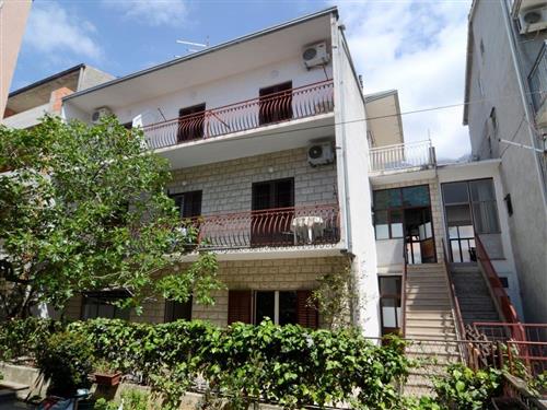 Holiday apartment - 3 persons -  - Zagrebacka ulica - 21300 - Makarska