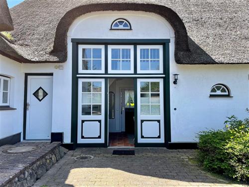 Holiday Home/Apartment - 3 persons -  - Gurtstig - 25980 - Sylt-Ost