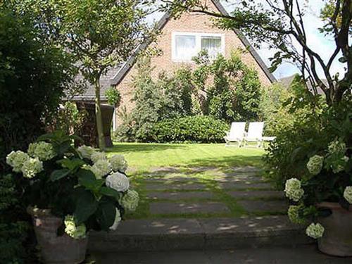 Holiday Home/Apartment - 2 persons -  - Am Dorfteich - 25996 - Wenningstedt-Braderup Auf