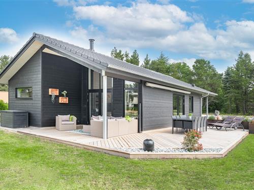 Holiday Home/Apartment - 6 persons -  - Blomstervangen - Jegum - 6840 - Oksbøl