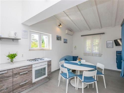 Holiday apartment - 4 persons -  - Privlaka - 23234