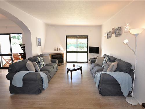 Holiday Home/Apartment - 6 persons -  - Aldeamento do Levante - 8400-496 - Porches