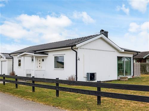  - 5 persons -  - Parallellvägen - Olofsbo - 31171 - Falkenberg