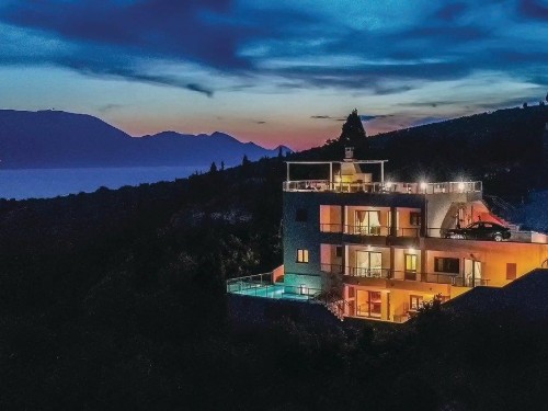Holiday home - 8 persons -  - Kremena - Ploce-Kremena - 20357 - Kremena