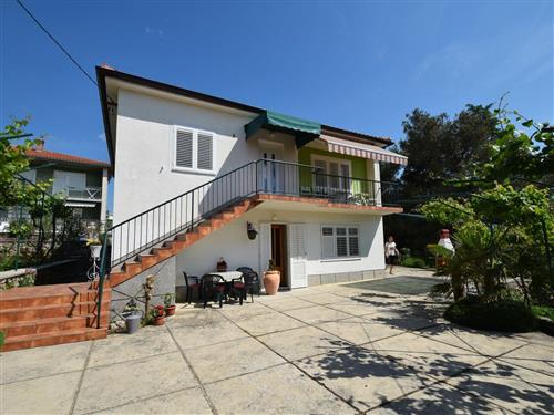 Holiday apartment - 6 persons -  - Ulica Ivana Zajca - 51500 - Krk