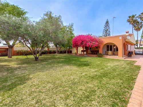 Holiday home - 9 persons -  - C/ Sivert - Sagunto-Almardà - 46529 - Sagunto