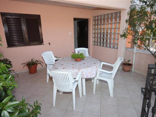 Holiday apartment - 3 persons -  - Duga Luka (Prtlog) - 52220 - Duga Luka (Prtlog)