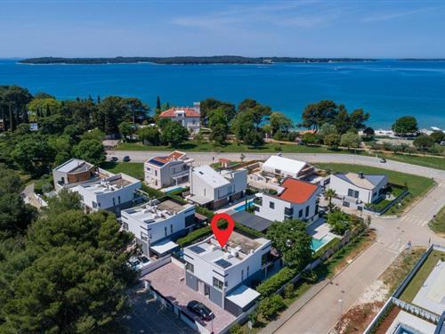 Sommerhus - 10 personer -  - Ulica Brace Ilic - 52212 - Fazana