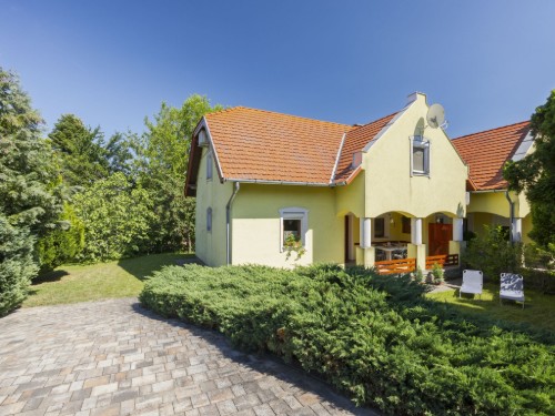 Ferienwohnung - 6 Personen -  - 8263 - Badacsonytomaj